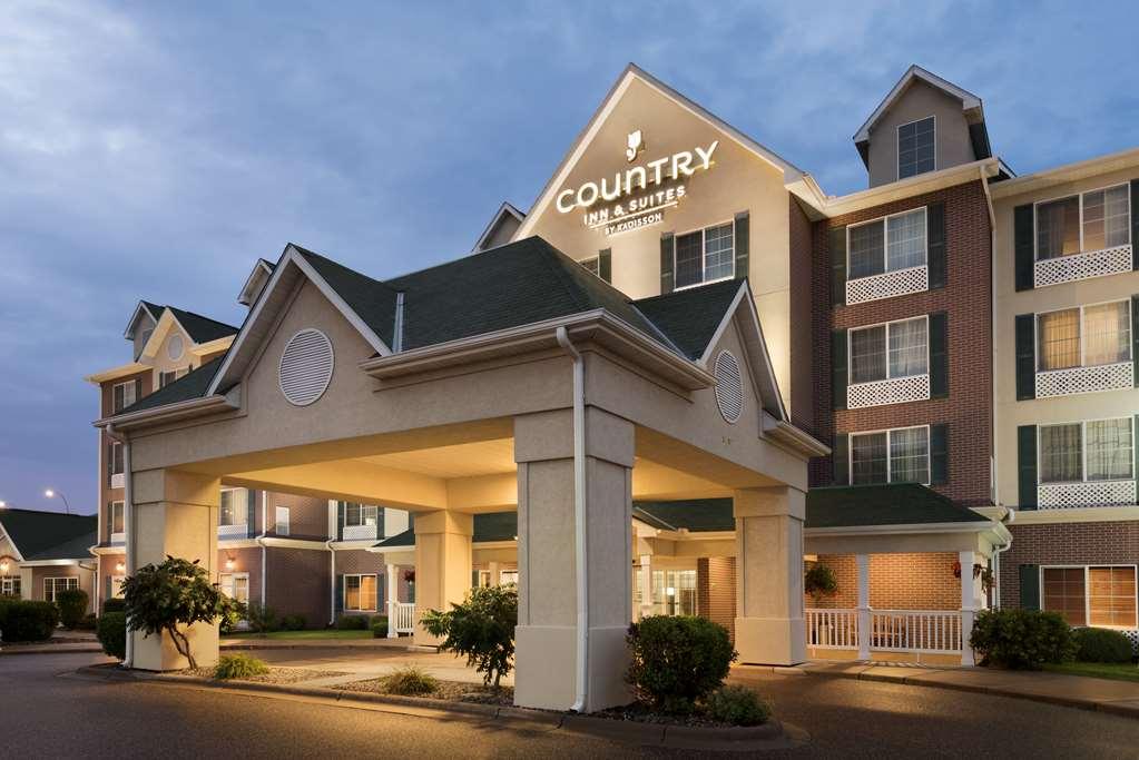 Comfort Inn & Suites St Paul Northeast Vadnais Heights Exterior foto