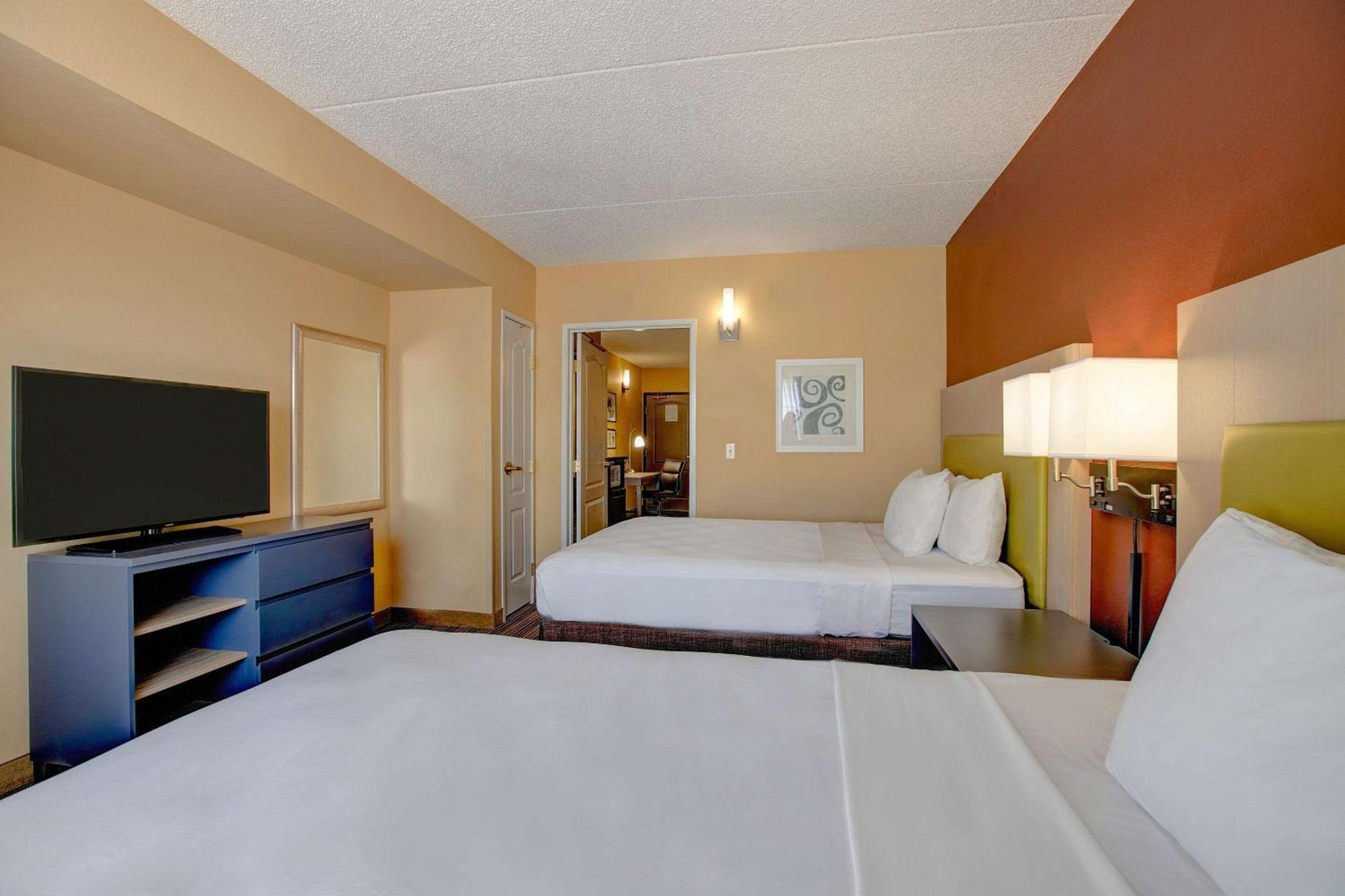 Comfort Inn & Suites St Paul Northeast Vadnais Heights Exterior foto