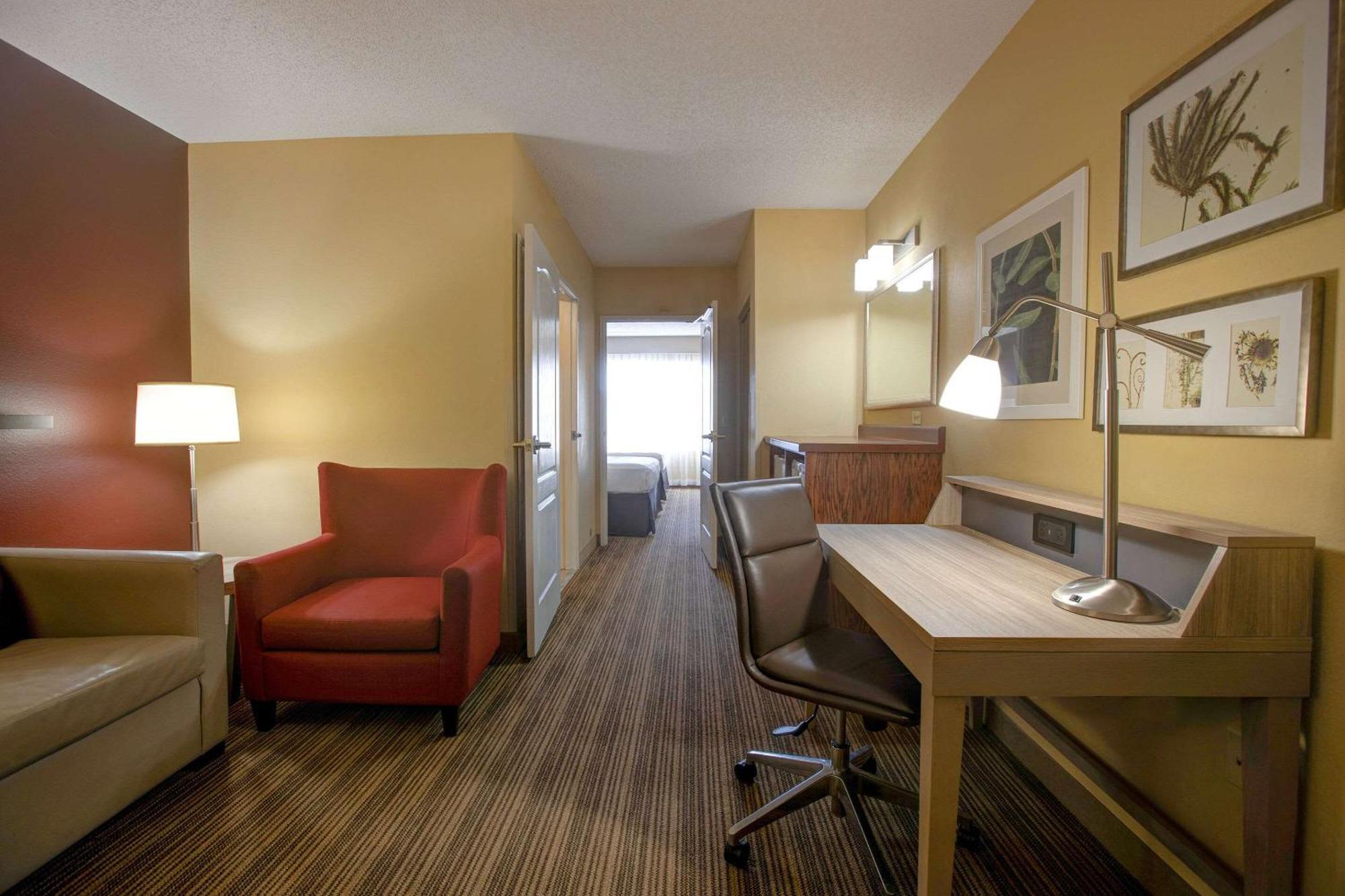 Comfort Inn & Suites St Paul Northeast Vadnais Heights Exterior foto